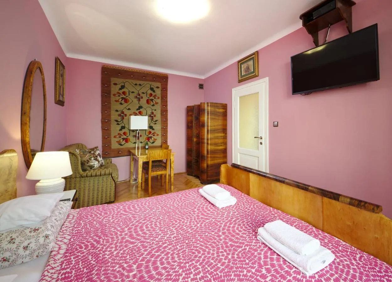 Apartment Apartament Polski Bezplatny Parking Warsaw Poland